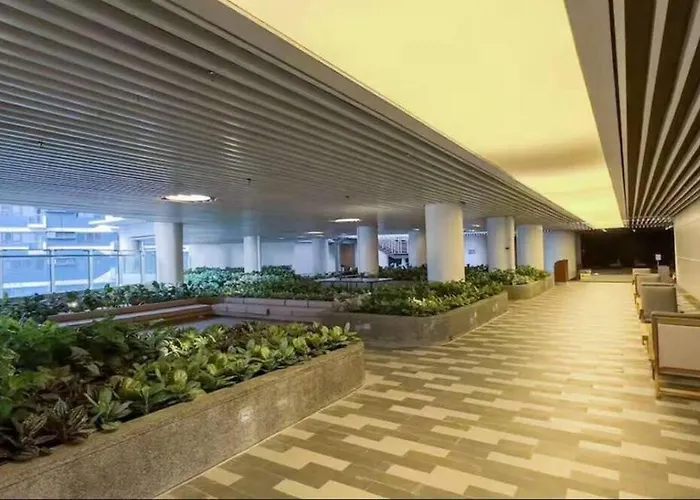 Luxurious 2 Bedroom Oasis In Air Residences With Bar Ktv And Games * Manila