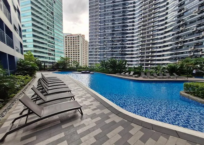 Luxurious 2 Bedroom Oasis In Air Residences With Bar Ktv And Games