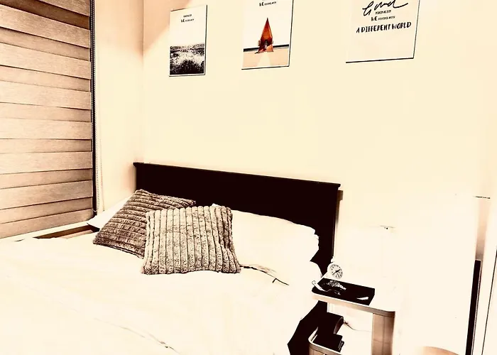 Apartment Luxurious 2 Bedroom Oasis In Air Residences With Bar Ktv And Games *