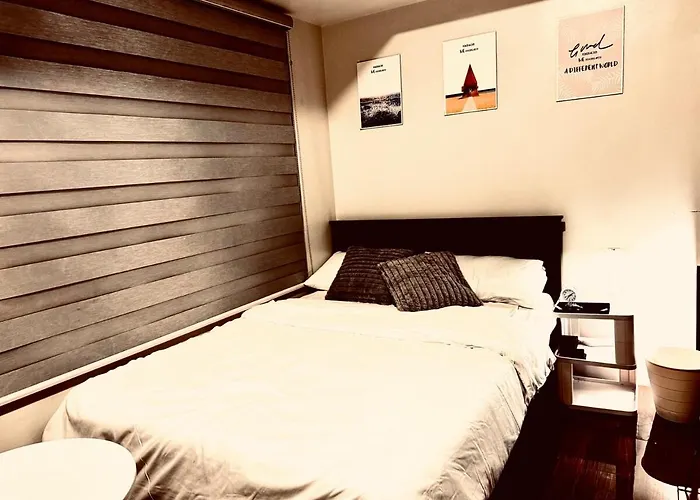 Apartment Luxurious 2 Bedroom Oasis In Air Residences With Bar Ktv And Games Manila
